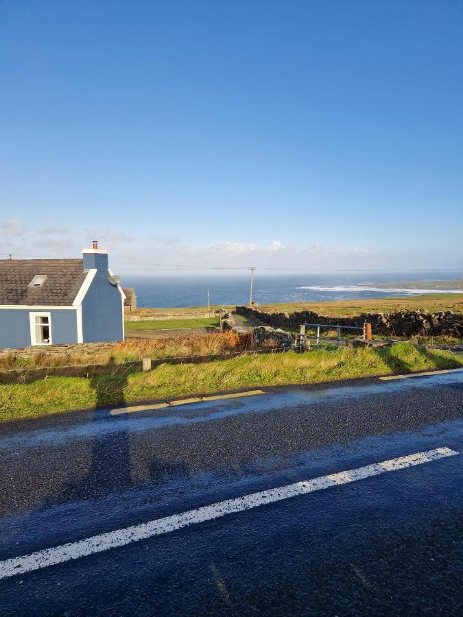 Holiday home The Cliffs Of Moher House, *